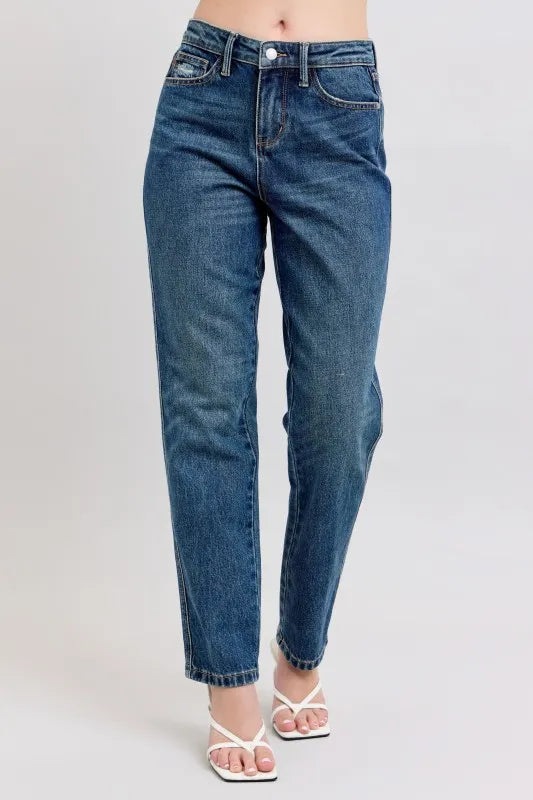 Judy Blue Full Size High Waisted Rigid Magic Non-destroy Straight Leg Jeans Plus Size.