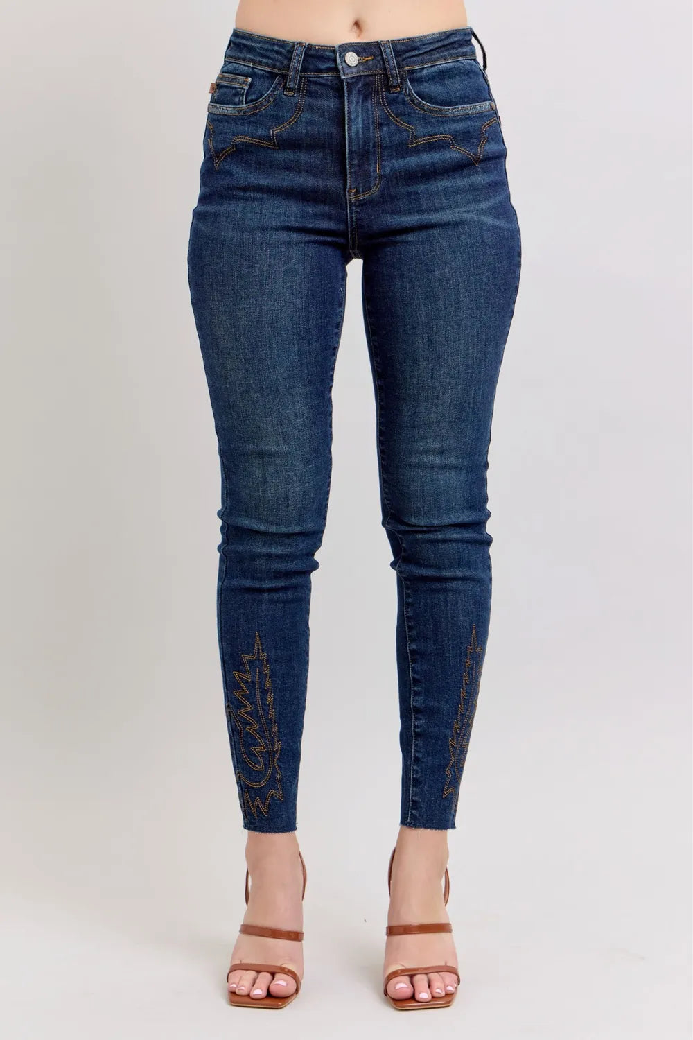 Judy Blue Full Size Embroidered High Rise Skinny Jeans Plus Size.