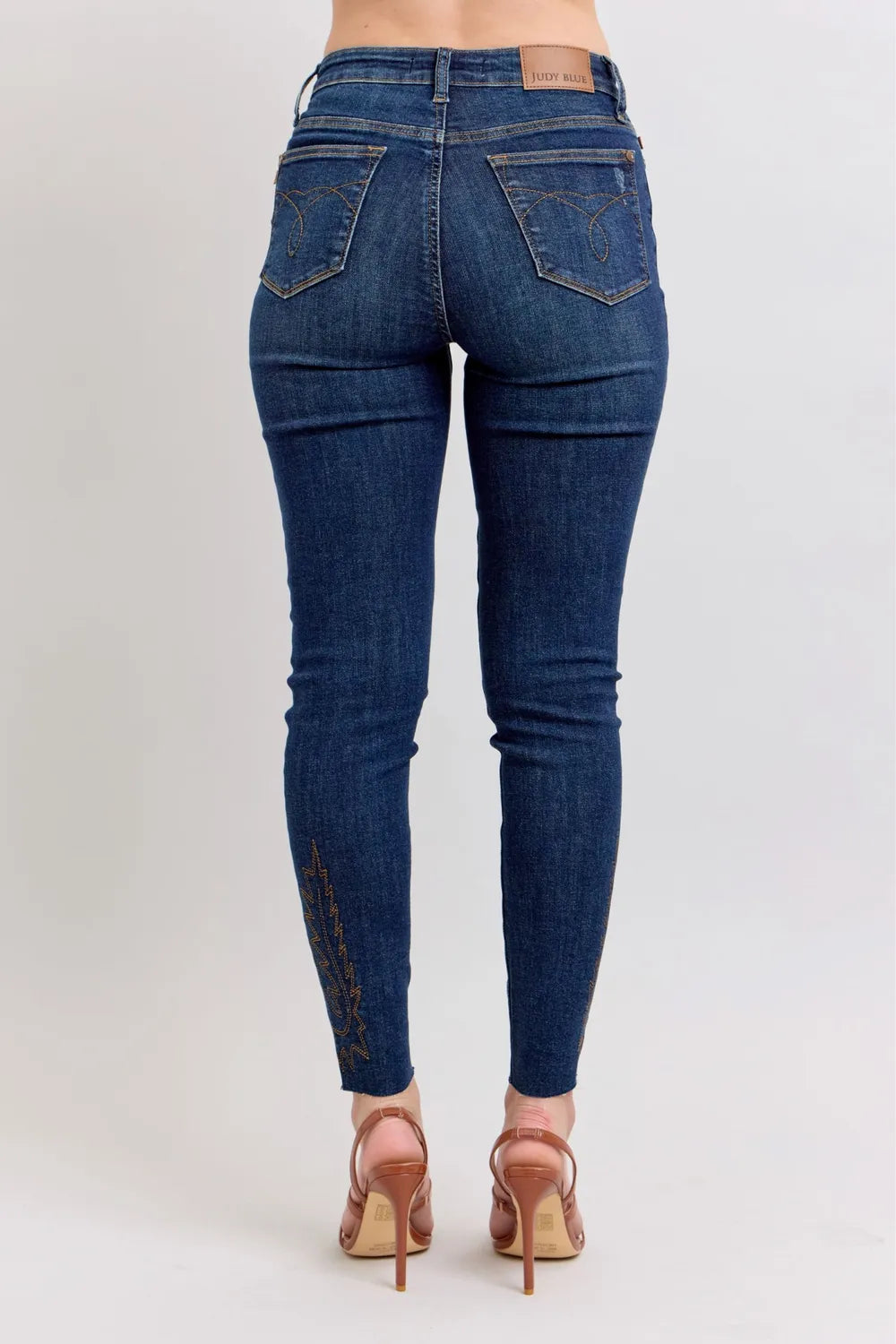 Judy Blue Full Size Embroidered High Rise Skinny Jeans Plus Size.